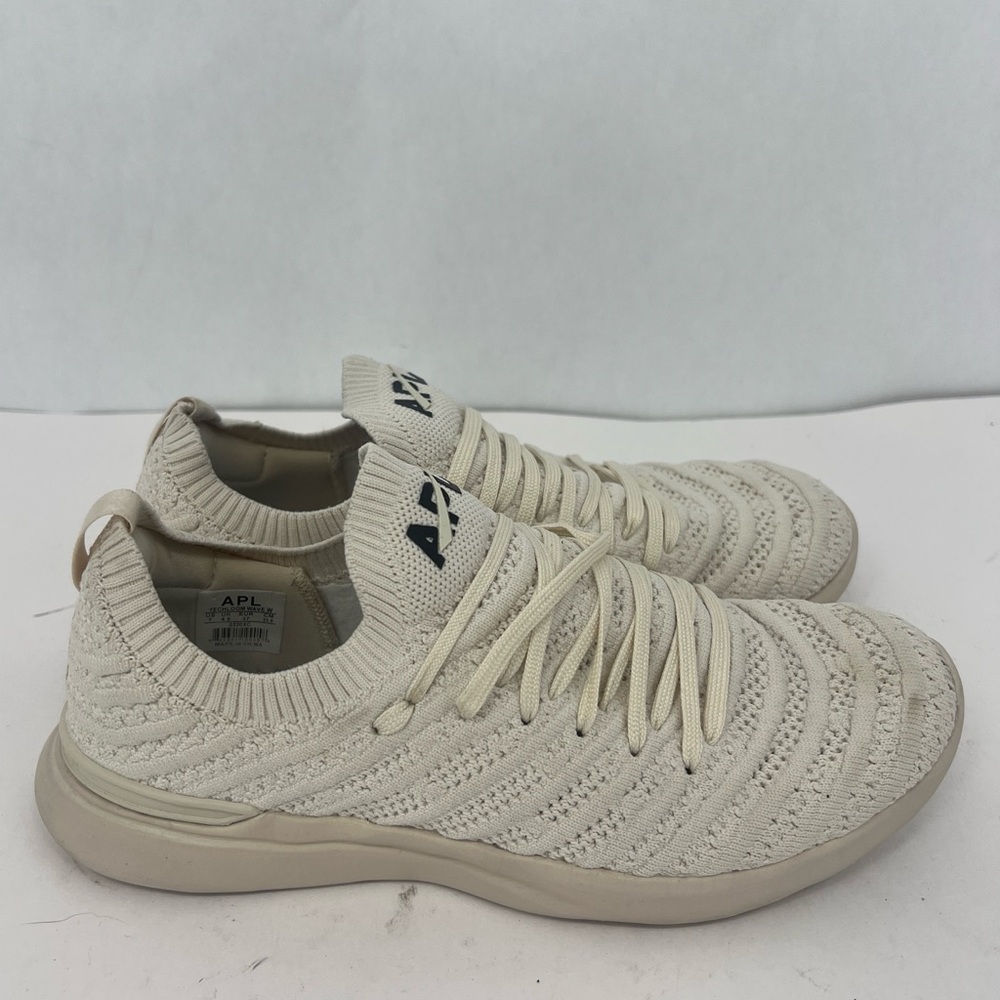 APL Techloom Wave Cream Knit Athletic Shoes